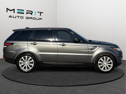 Used 2017 Land Rover Range Rover Sport HSE image 10