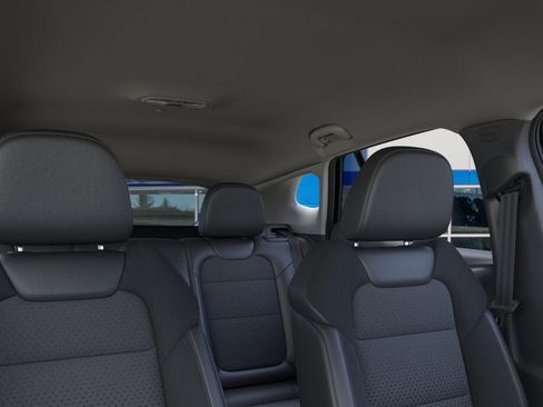 New 2026 Chevrolet Trax LT w/ Midnight Edition FWD image 24
