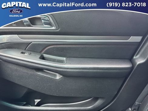 Used 2016 Ford Explorer Sport AWD/4WD image 28