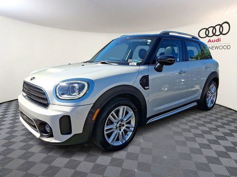 Used 2022 MINI Cooper Countryman FWD image 3