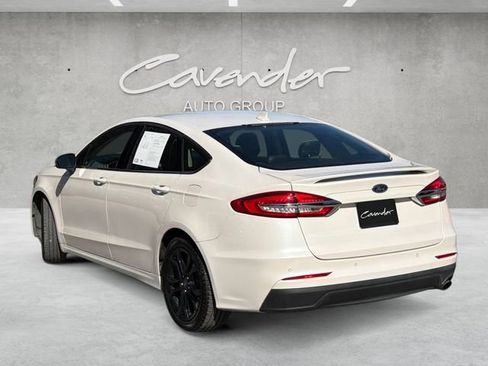 Used 2020 Ford Fusion SE w/ Equipment Group 151A image 14