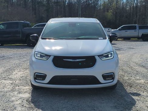 New 2026 Chrysler Pacifica Select image 8