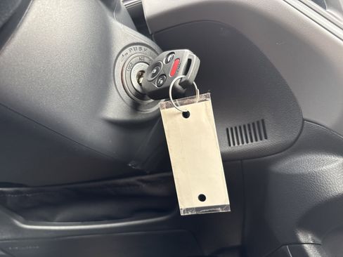 Used 2025 Subaru Crosstrek 2.0i image 25