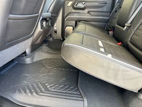 Certified 2024 GMC Sierra 1500 AT4X w/ AT4X AEV Edition image 39