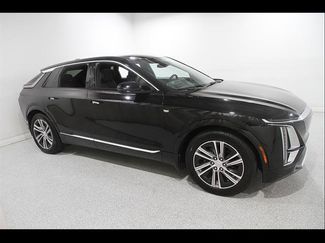 Used 2024 Cadillac Lyriq Luxury w/ LPO, Floor Liner Package AWD/4WD video 1