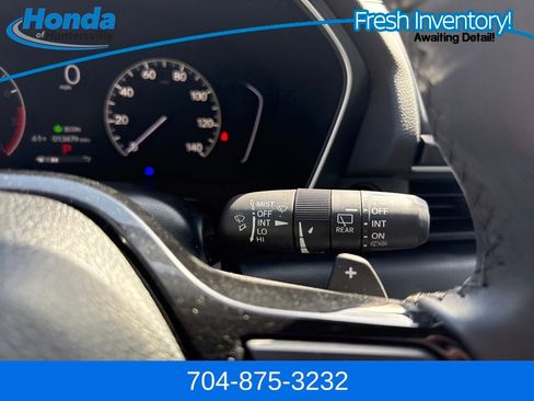 Used 2025 Honda Pilot EX-L image 29