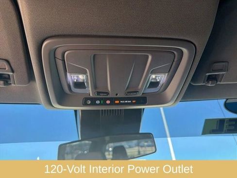Used 2025 Chevrolet Silverado 1500 LT AWD/4WD image 19