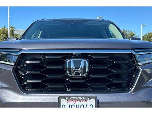 Used 2024 Honda Pilot Elite image 51