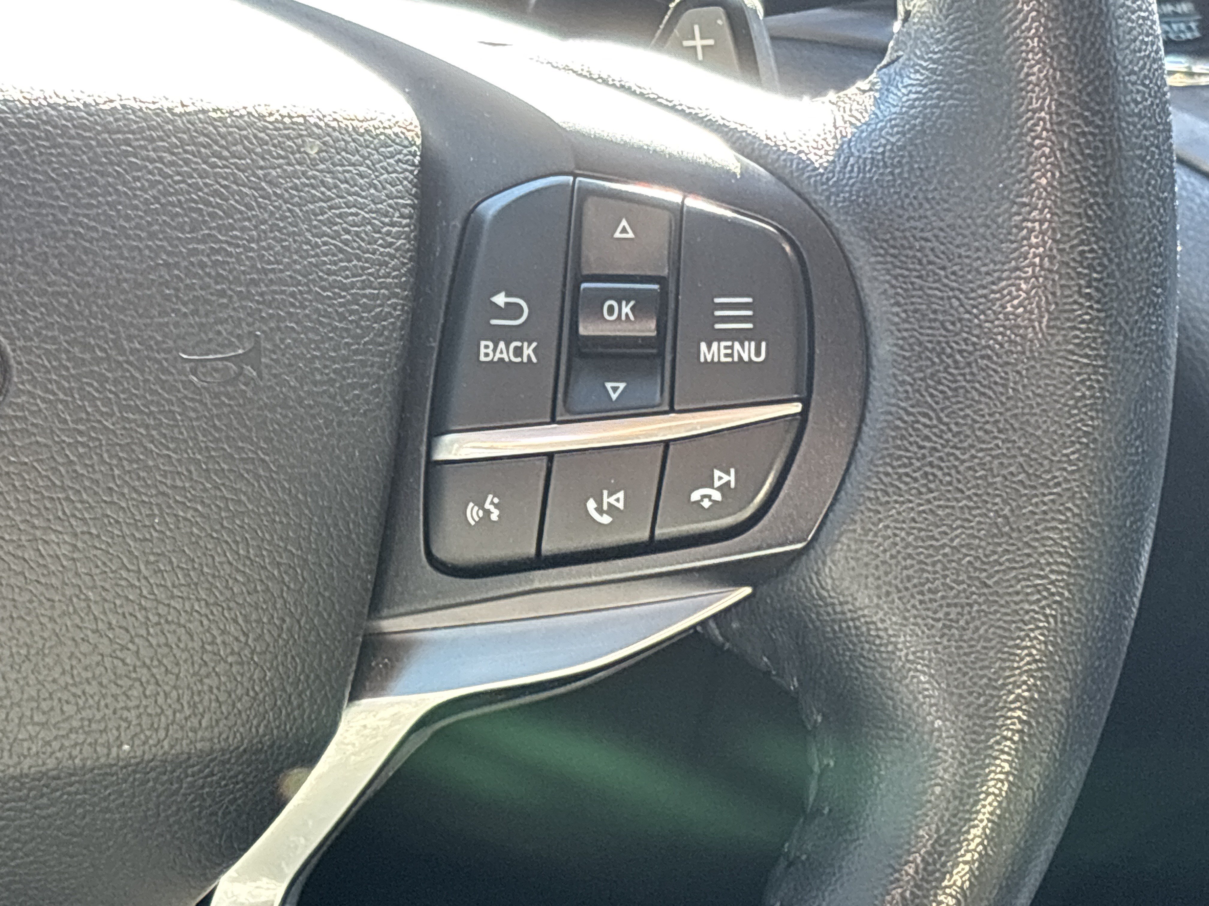 Used 2020 Ford Explorer Limited RWD image 22