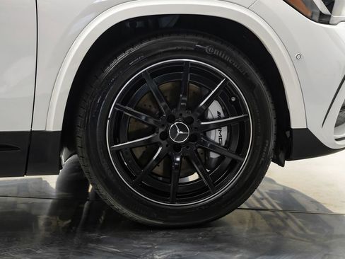 Used 2025 Mercedes-Benz GLA 35 AMG 4MATIC w/ Exclusive Trim Package image 52