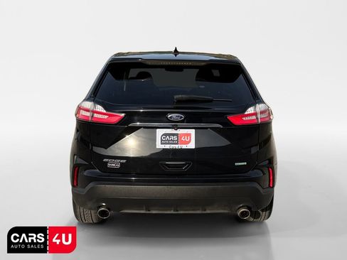 Used 2019 Ford Edge SE image 6