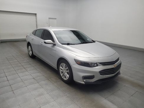 Used 2018 Chevrolet Malibu LT FWD image 13