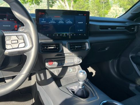 Used 2025 Ford Mustang GT RWD image 28