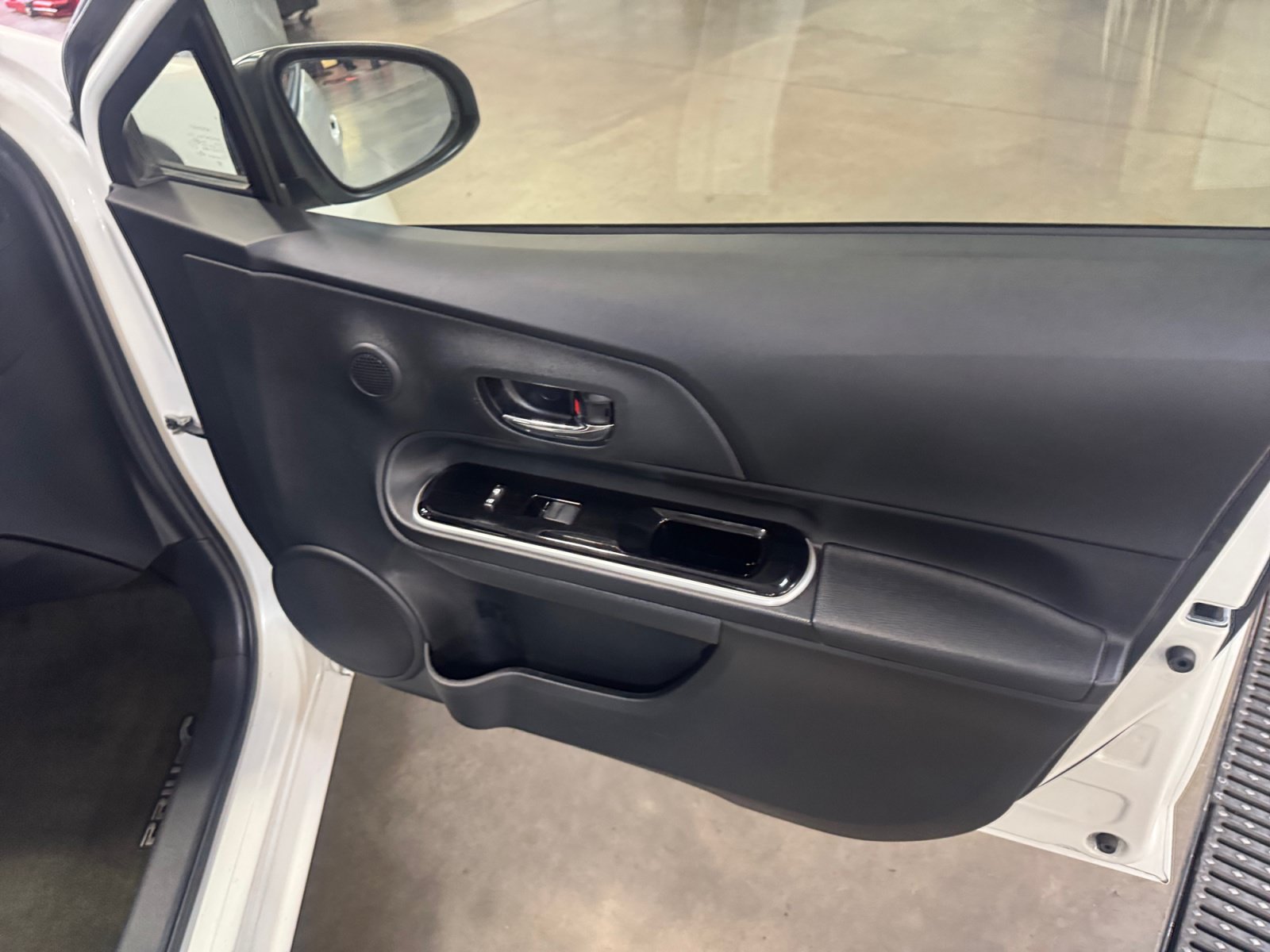 Used 2015 Toyota Prius C Three FWD image 16