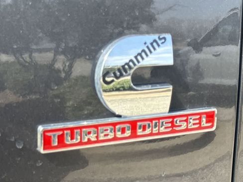 Used 2024 RAM 2500 Laramie AWD/4WD image 10