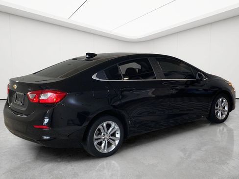 Used 2019 Chevrolet Cruze LT FWD image 54