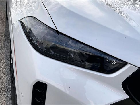 Certified 2024 BMW X6 xDrive40i w/ Premium Package image 29