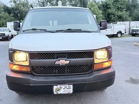 Used 2012 Chevrolet Express 2500 RWD image 5