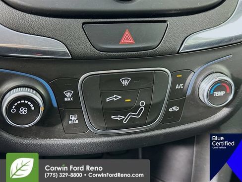 Used 2020 Chevrolet Equinox LT AWD/4WD image 19
