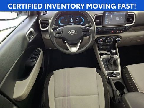 Certified 2025 Hyundai Venue SEL FWD image 13