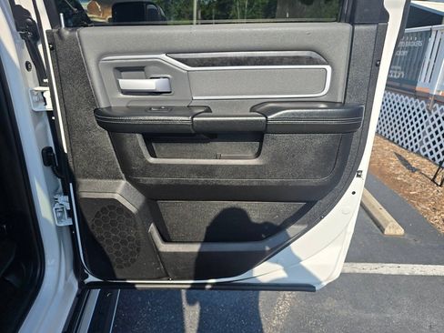 Used 2021 RAM 2500 Big Horn AWD/4WD image 17