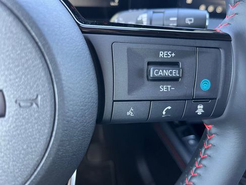 New 2026 Nissan Kicks SR w/ Cold Weather Package image 12