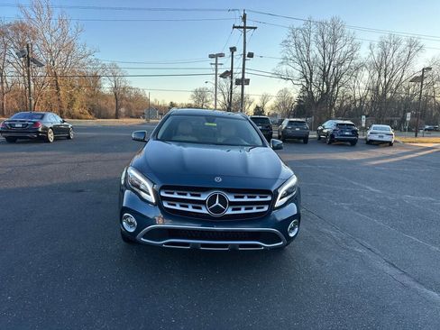 Used 2019 Mercedes-Benz GLA 250 4MATIC image 2