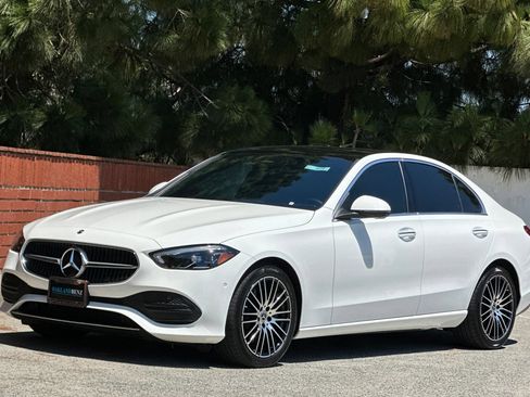 Used 2024 Mercedes-Benz C 300 4MATIC Sedan w/ Exclusive Trim Package image 8