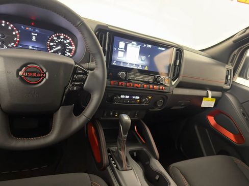 New 2026 Nissan Frontier Pro-X w/ Tow Package RWD image 18