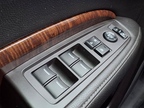 Used 2017 Acura MDX SH-AWD image 11