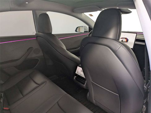 Used 2024 Tesla Model 3 RWD image 29