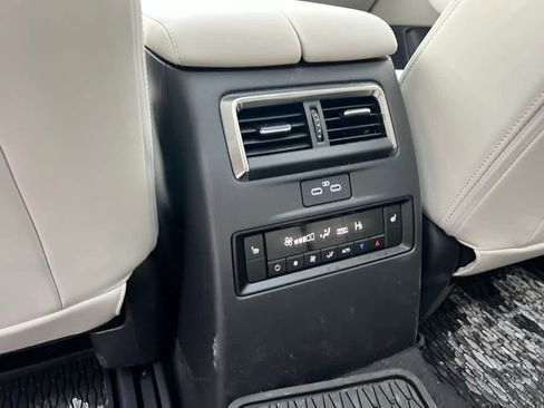 Used 2026 MAZDA CX-90 3.3 Turbo w/ Premium Plus Pkg image 13