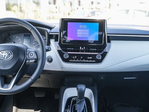 New 2025 Toyota Corolla SE image 10