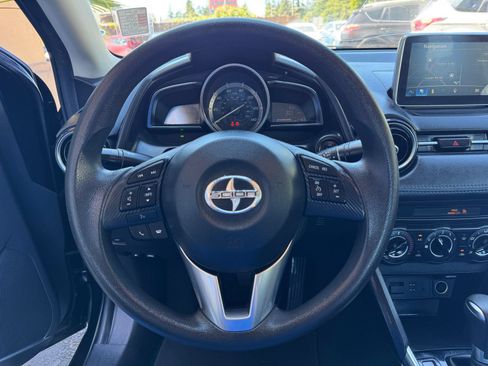 Used 2016 Scion iA FWD image 28