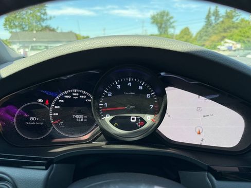 Used 2020 Porsche Cayenne AWD/4WD image 35