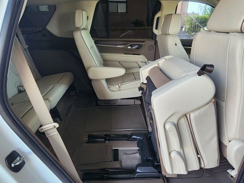Used 2023 GMC Yukon Denali w/ LPO, Floor Liner Package RWD image 88