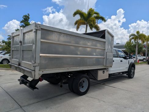Used 2020 Ford F550 2WD Crew Cab Super Duty w/ Power Equipment Group image 4