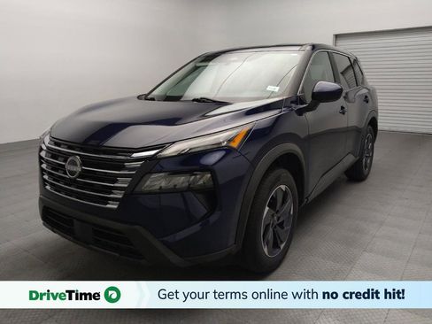 Used 2024 Nissan Rogue SV image 1