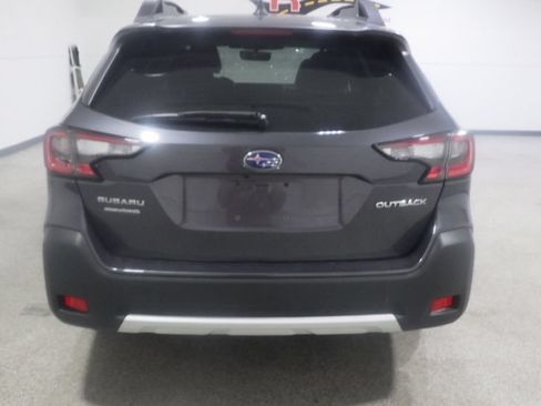 Used 2024 Subaru Outback Limited AWD/4WD image 3