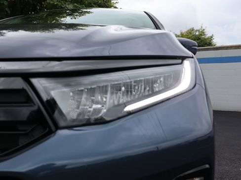 Certified 2026 Honda Odyssey Elite image 9