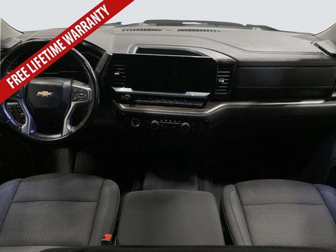 Used 2024 Chevrolet Silverado 1500 LT w/ Z71 Off-Road Package AWD/4WD image 27