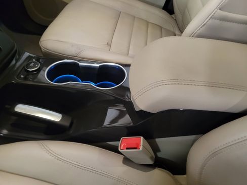 Used 2016 Ford Escape Titanium FWD image 26