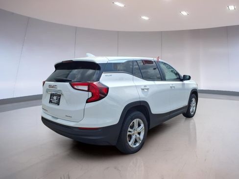 Used 2024 GMC Terrain SLE AWD/4WD image 4