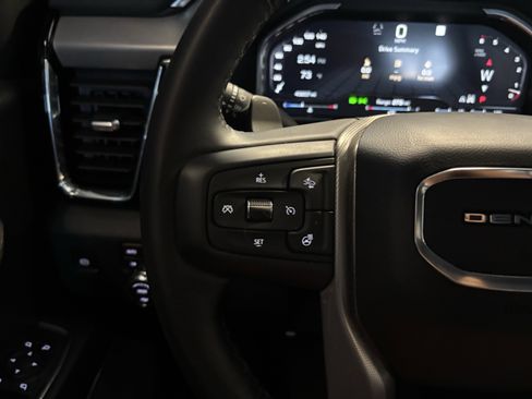 Used 2023 GMC Sierra 1500 Denali w/ Technology Package image 21