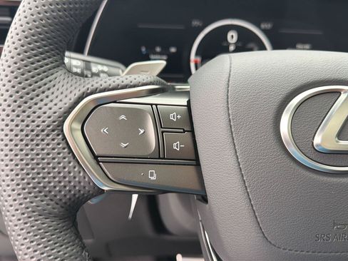 New 2026 Lexus TX 500h AWD image 23