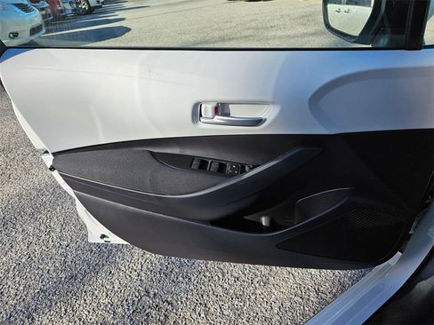 New 2026 Toyota Corolla SE image 7