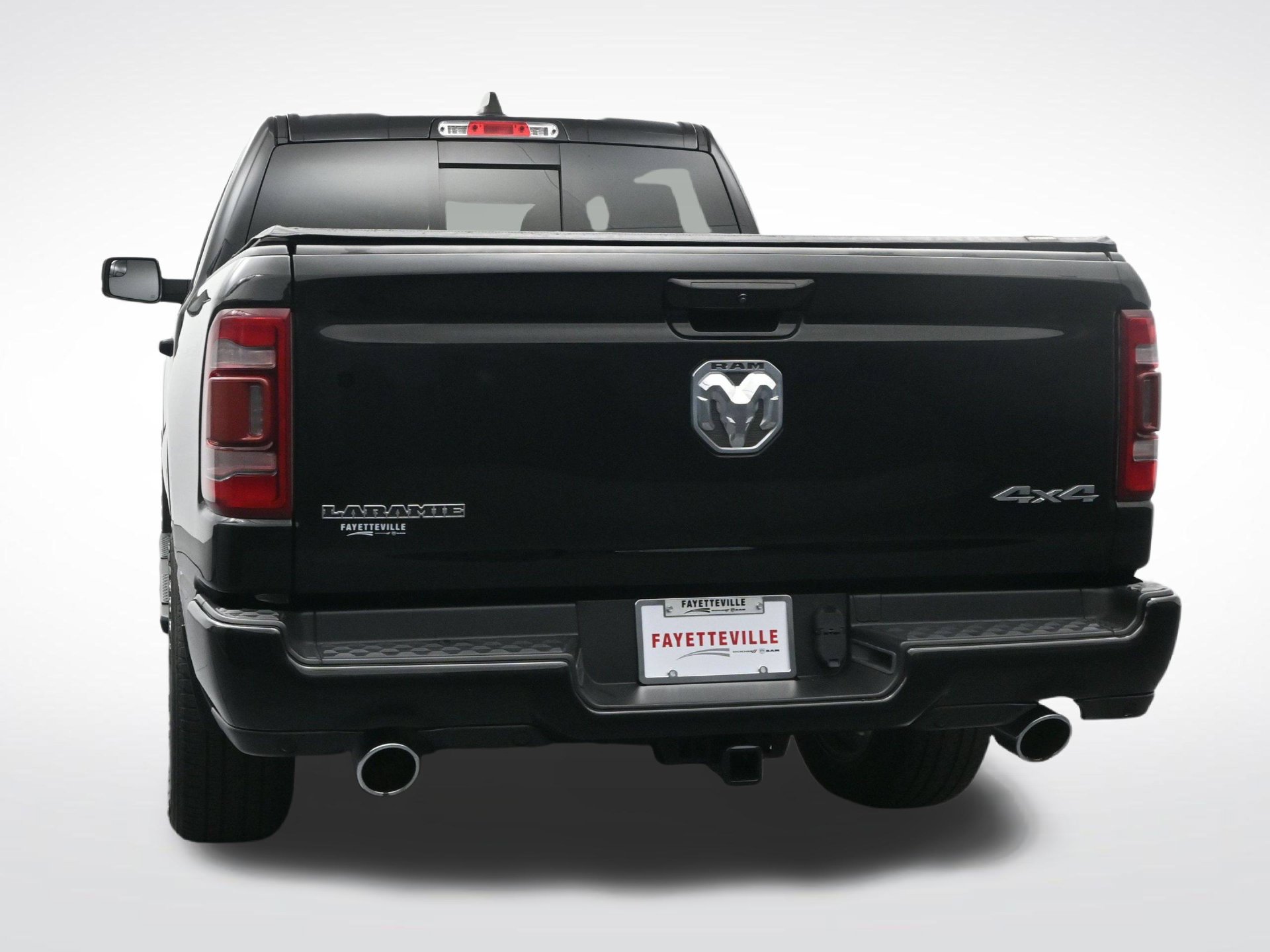 Used 2023 RAM 1500 Laramie AWD/4WD image 9