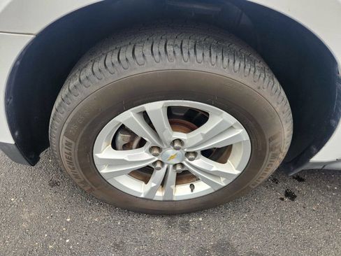 Used 2014 Chevrolet Equinox LT image 28