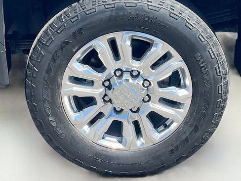 Used 2020 GMC Sierra 2500 Denali w/ Denali Ultimate Package AWD/4WD image 33