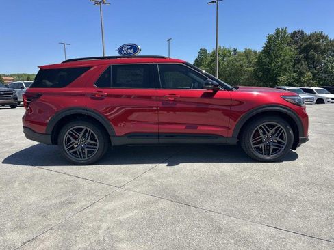 New 2026 Ford Explorer ST AWD/4WD image 8